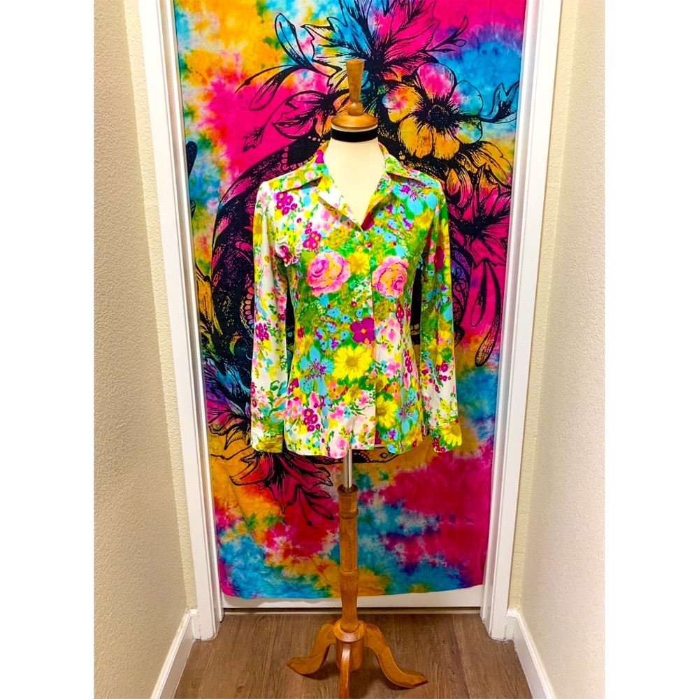 🌈 Amazing Vintage Art top - Picture 2 of 11